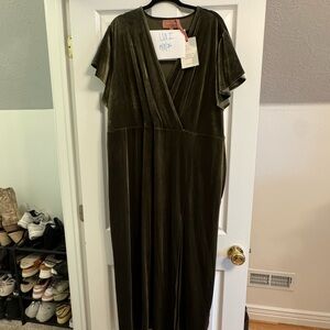 Elegant Olive Green Women's Dress